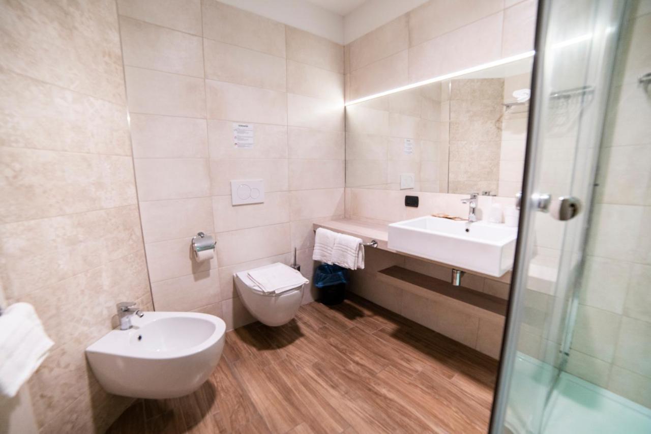 Hotel Continental San Benedetto del Tronto Eksteriør bilde