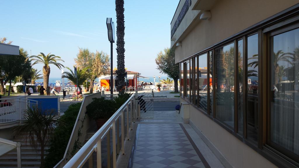 Hotel Continental San Benedetto del Tronto Eksteriør bilde