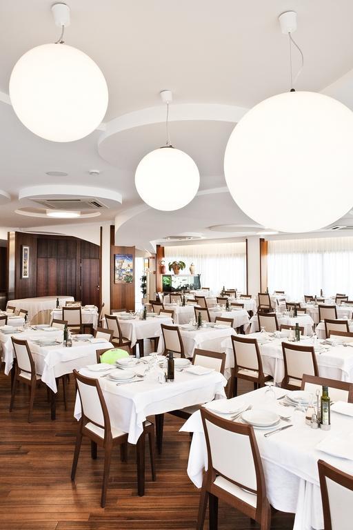 Hotel Continental San Benedetto del Tronto Eksteriør bilde