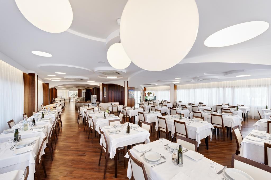 Hotel Continental San Benedetto del Tronto Eksteriør bilde