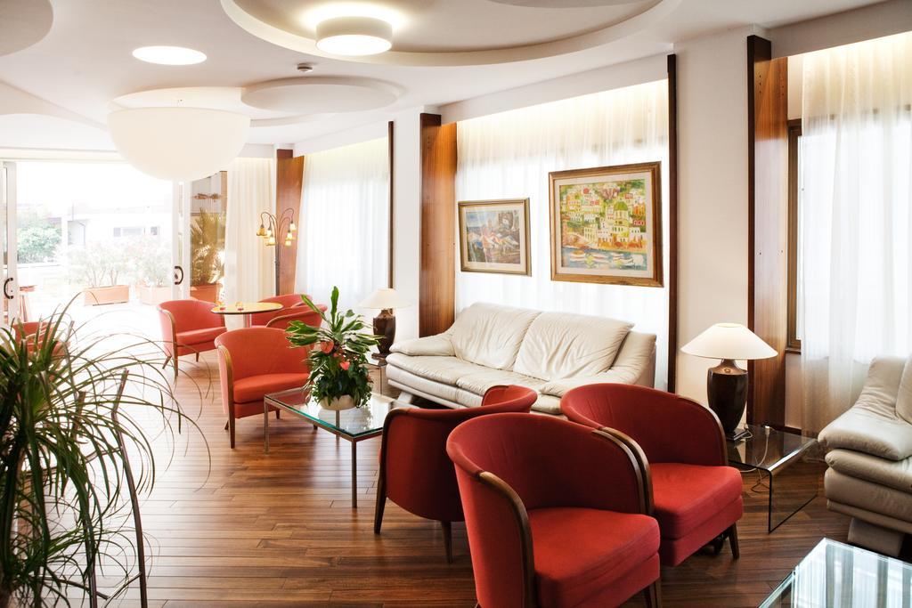Hotel Continental San Benedetto del Tronto Eksteriør bilde